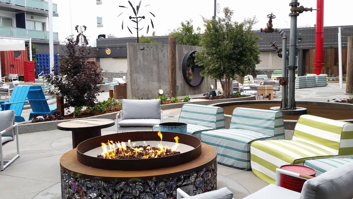 Fisherman's Wharf Hotel | Close to Ghirardelli Square | Three Relaxing Rooms, Pet-friendly, Family Ready