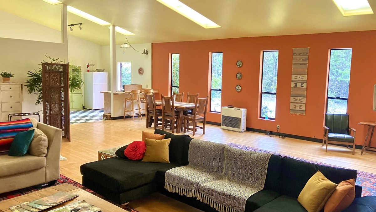 Mendocino Apartment | Close to Hiking, Beaches, Mendocino, Fort Bragg- Pets ok with pet fee