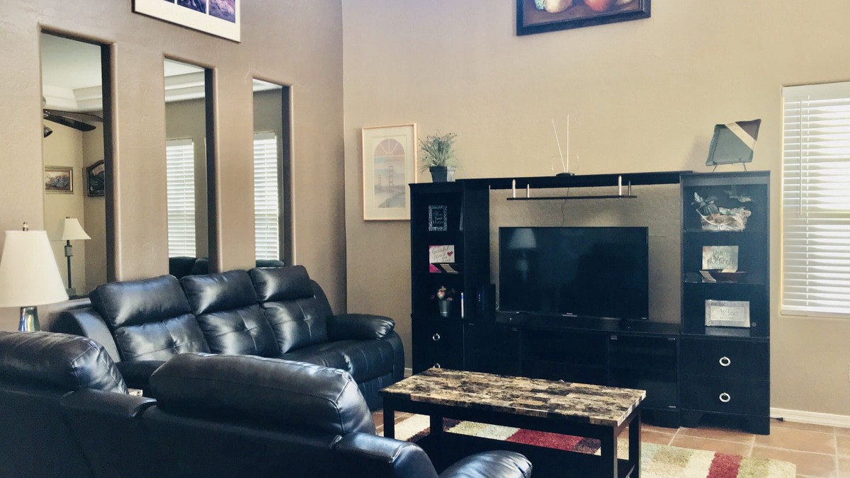 Verrado House | Close to Many Places! West Phoenix. MLB,NFL,NHL,Golf and More!