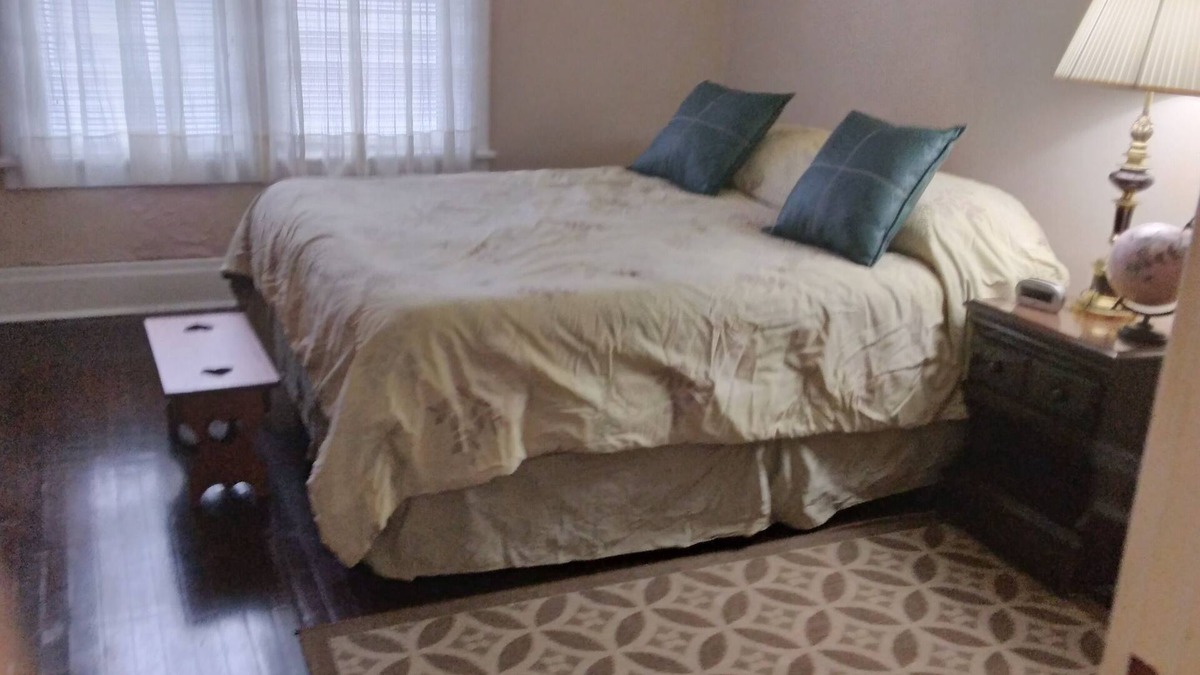Saginaw Apartment | Close to movie theater, restaurants, and old town district hockey tournament.