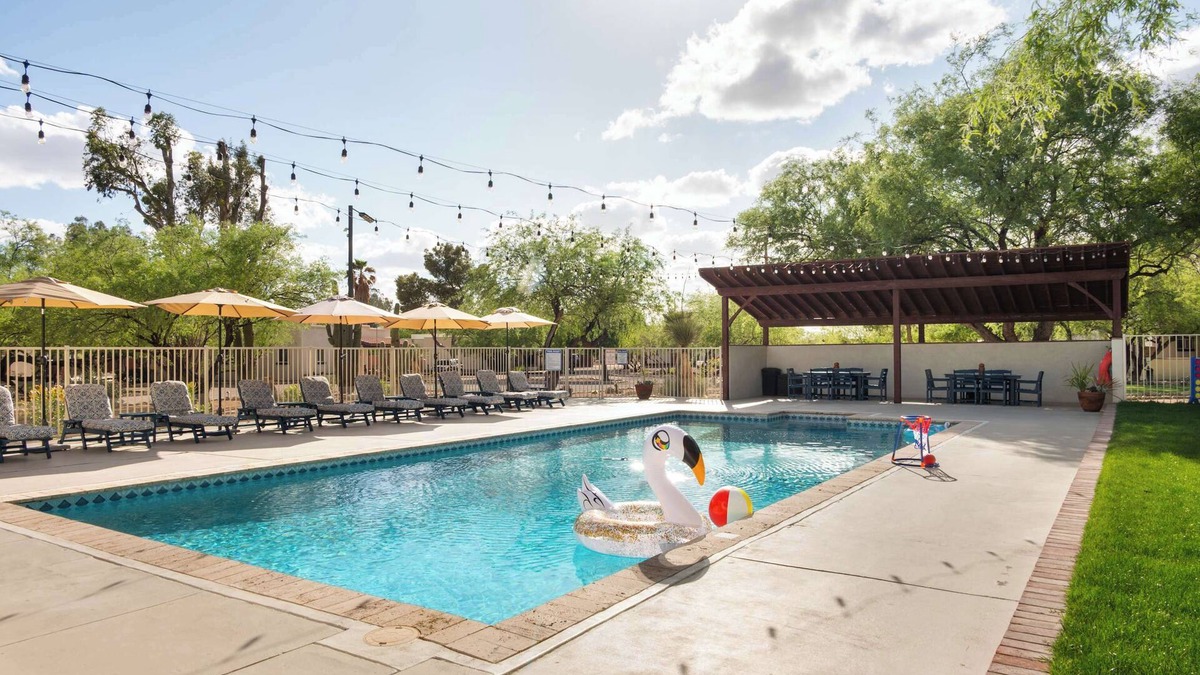 Tanque Verde House | Close to Mt. Lemmon, Large Heated Pool Solana #2