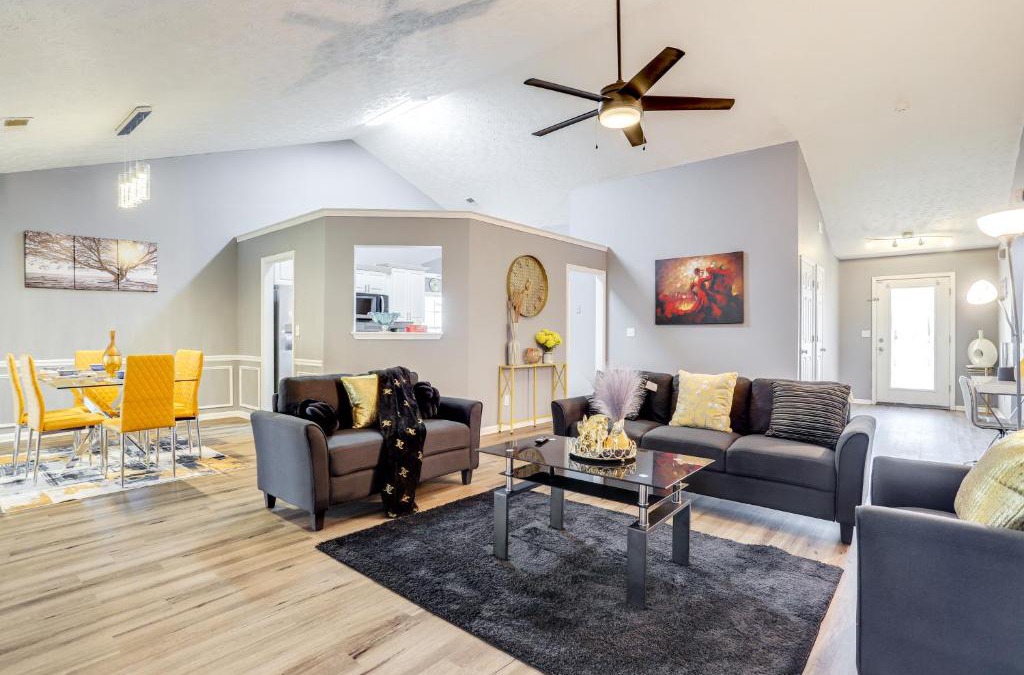Lawrenceville House | Close to Shopping Pet-Friendly Lawrenceville Home