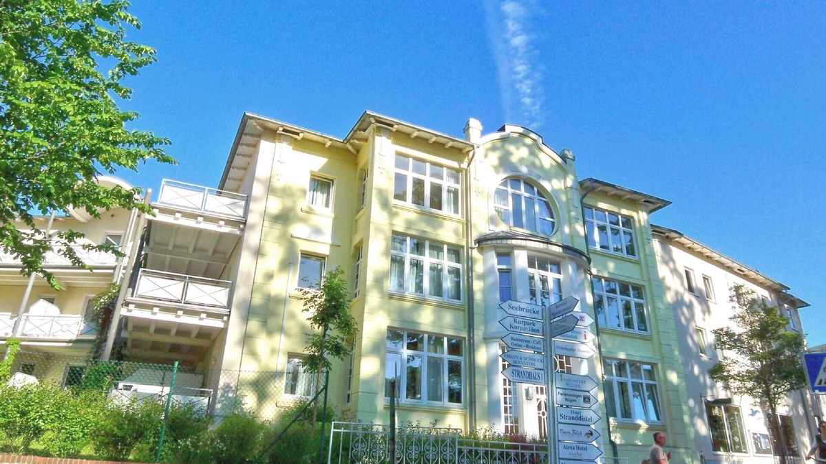 Gohren Apartment | Close to the beach, balcony, free AHOI adventure pool - Strandresidenz Brandenburg FeWo 36