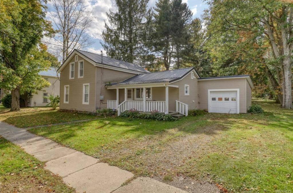 Ellicottville House | Close to Town