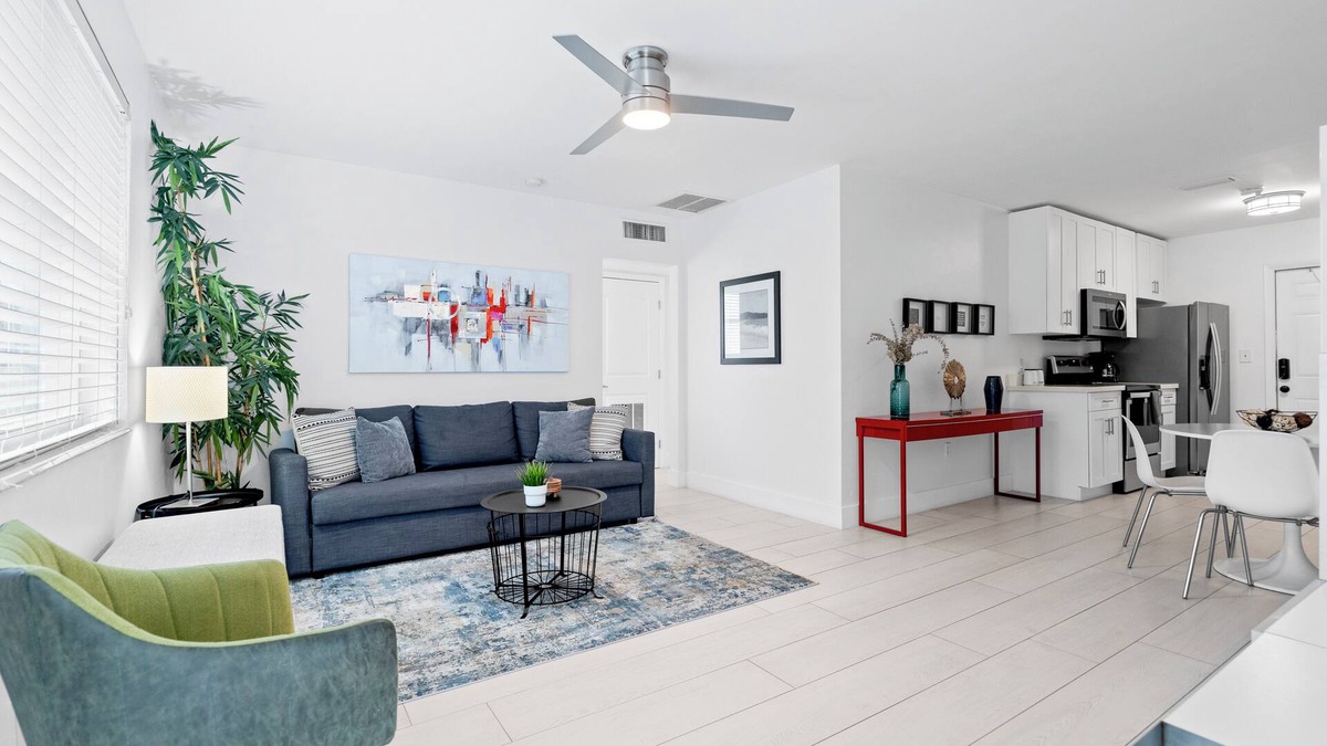 Coral Gables Apartment | Close to UM & Shopping. BNR Vacation Rentals