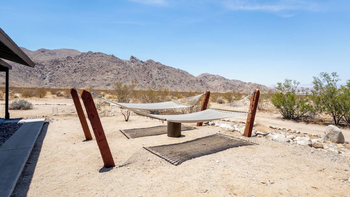 Twentynine Palms House | Closest to Park Entrance, Stars, Private ܍ WKNDR Starside