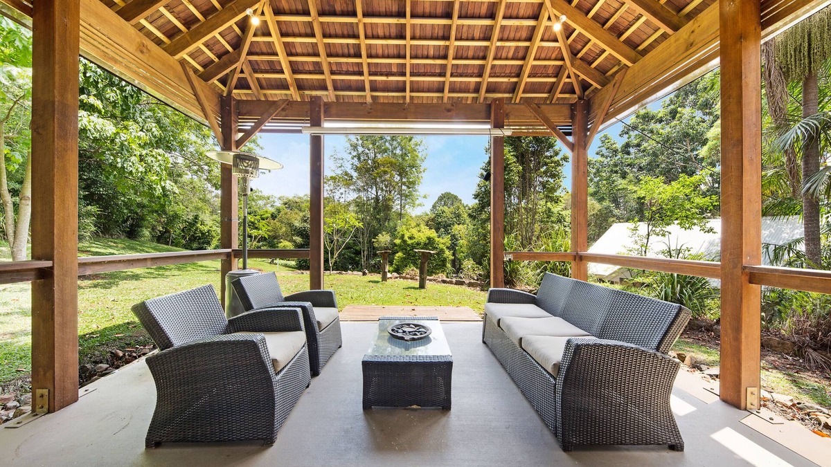 Montville Hotel | Clouds Montville
