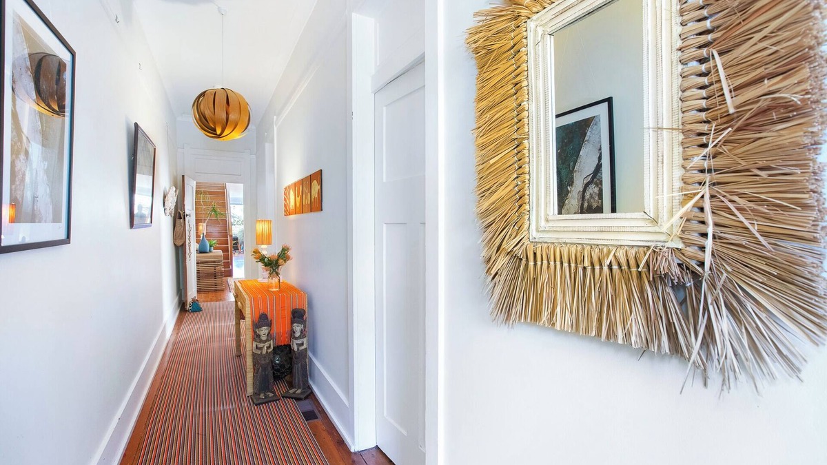 Clovelly House | Clovelly Beach Escape - Walk to beach