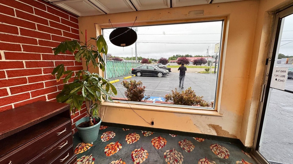 South Richmond Hotel | Cloverleaf Motel By Belvilla Richmond Near Turnpike
