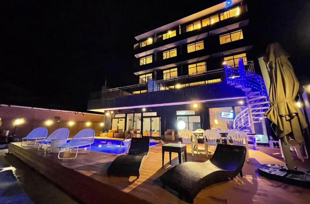 Hedamura House | 【CLUB DEEP BLUE】西伊豆 知る人ぞ知る美しい入江が眺める貸別荘!最大44人宿泊可能!
