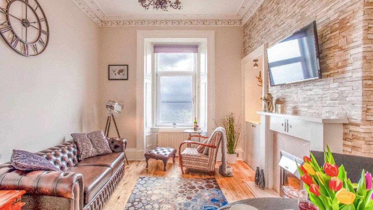 Helensburgh Apartment | Clyde View Apartment 🏴