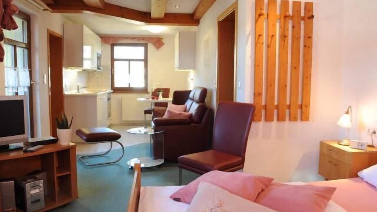 Staffelstein Apartment | Cozy vacation home (40sqm) with balcony