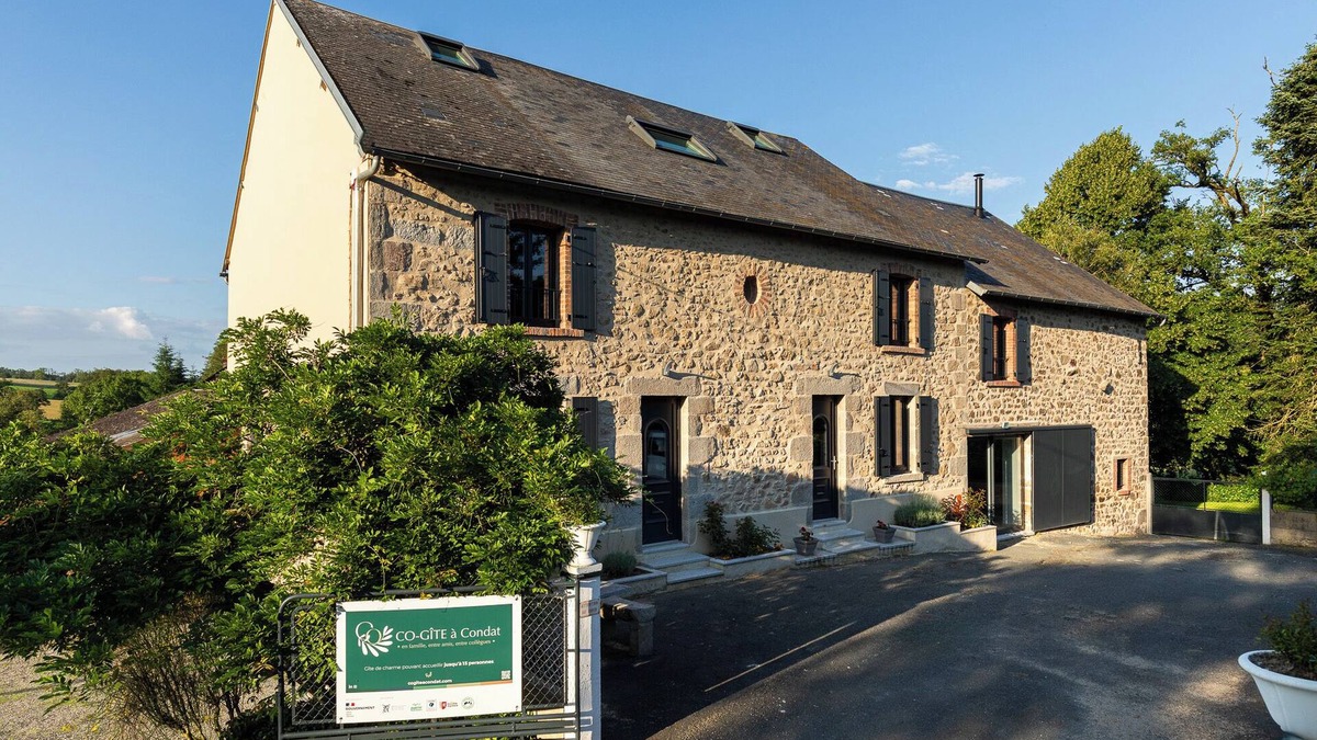 Le Grand-Bourg House | Co-Gîte à Condat - Splendid renovated farmhouse ideal for families!