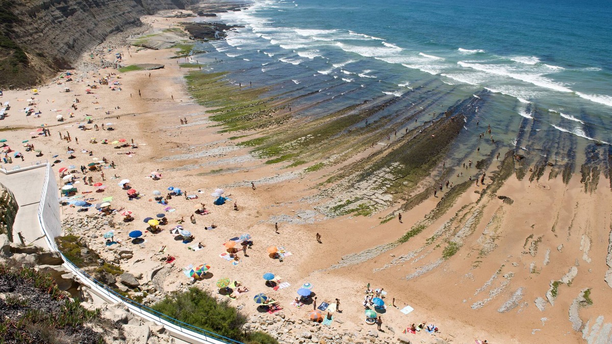 Santa Maria e Sao Miguel Apartment | Comfortable, bright holiday home in historical villa, near market