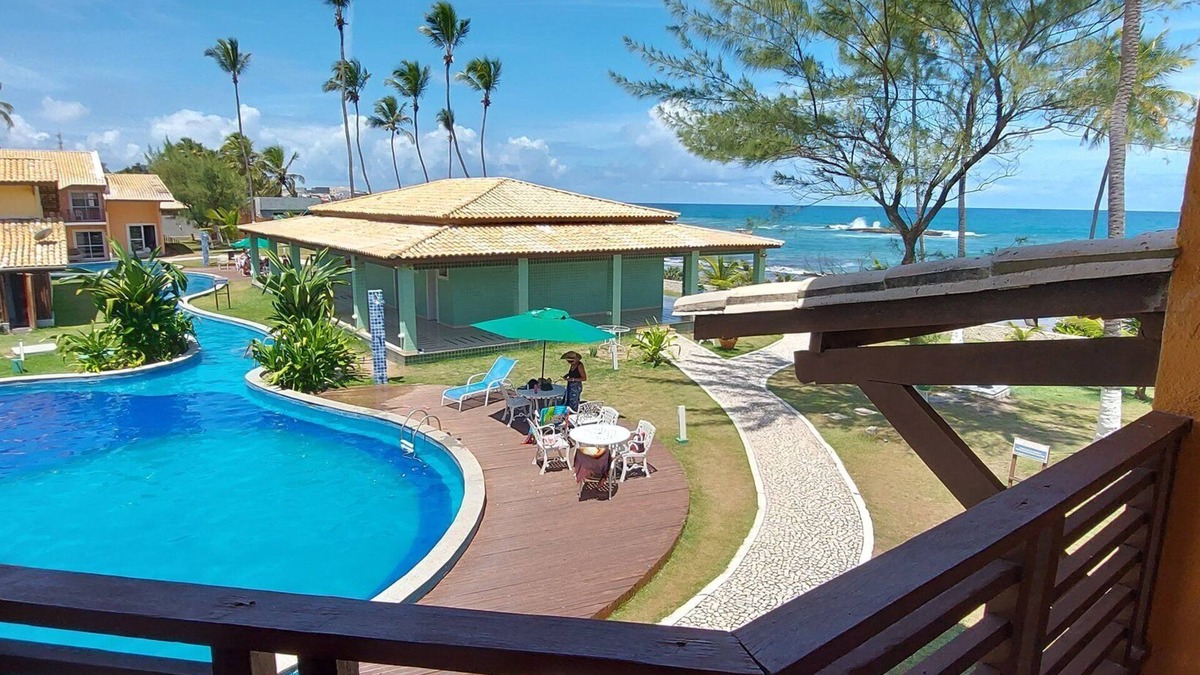 Arembepe Condo | COARE0101 - Sea view with an amazing pool