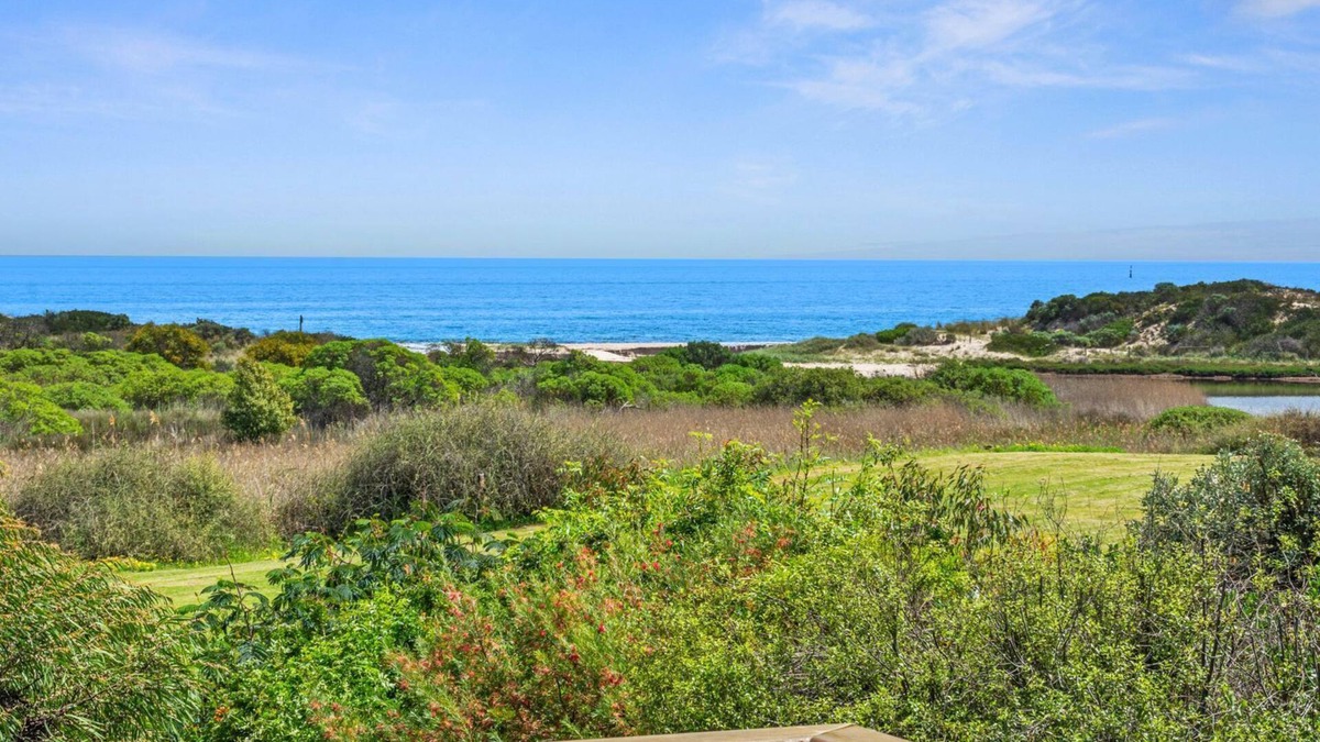 Carrickalinga House | Coast and Country - 16 Riverview Drive, Carrickalinga