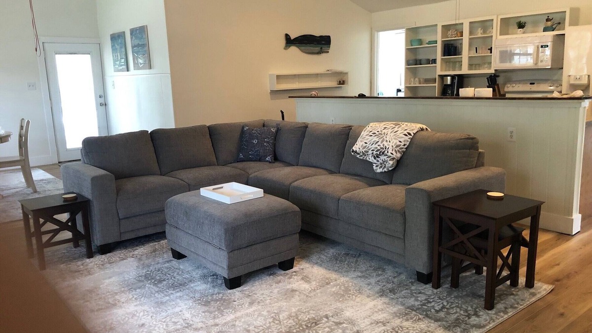 Long Beach Cottage | Coastal Breeze Cottage- walk to beach, restaurants, harbor, downtown!