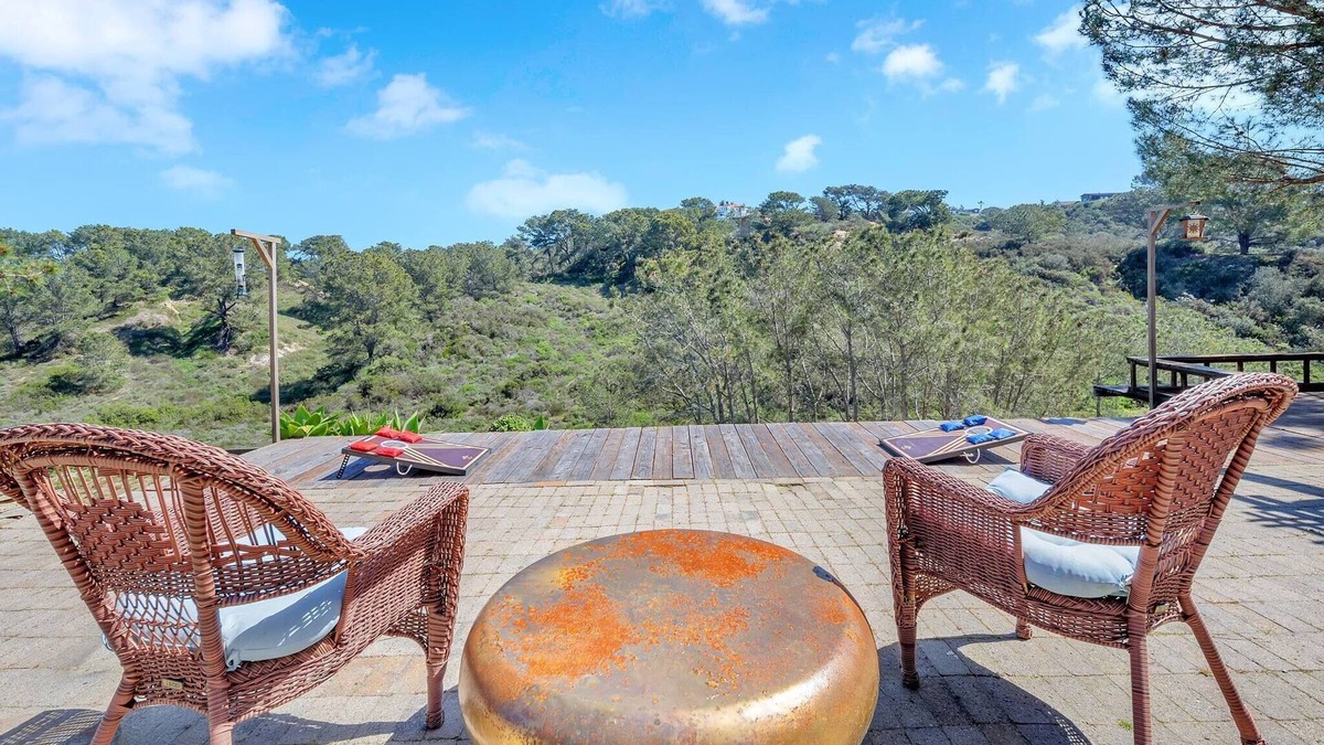 Del Mar Heights House | Coastal Canyon 5BR Retreat w Spa