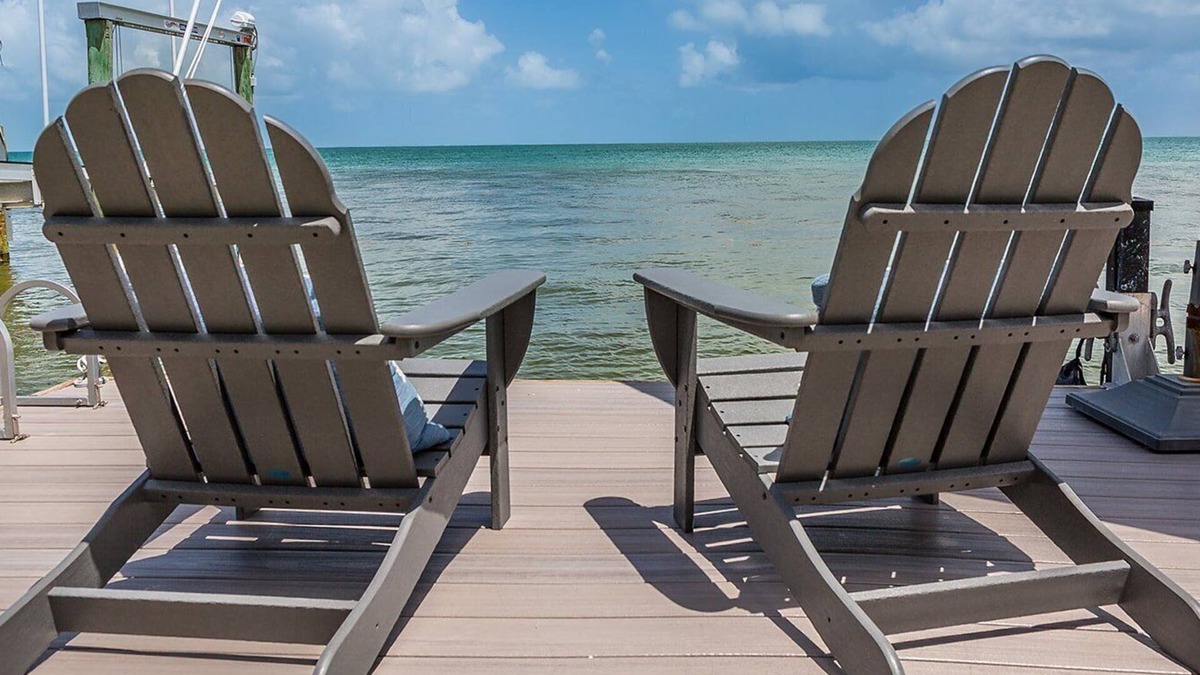 Layton House | Coastal Charmer Direct Gulf-Front Getaway in the