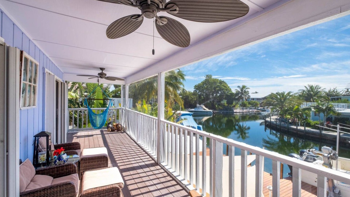 Indian Waterways House | COASTAL ELEGANCE FOR RENT IN ISLAMORADA ! PARADISE FOUND ON DEEP WATER
