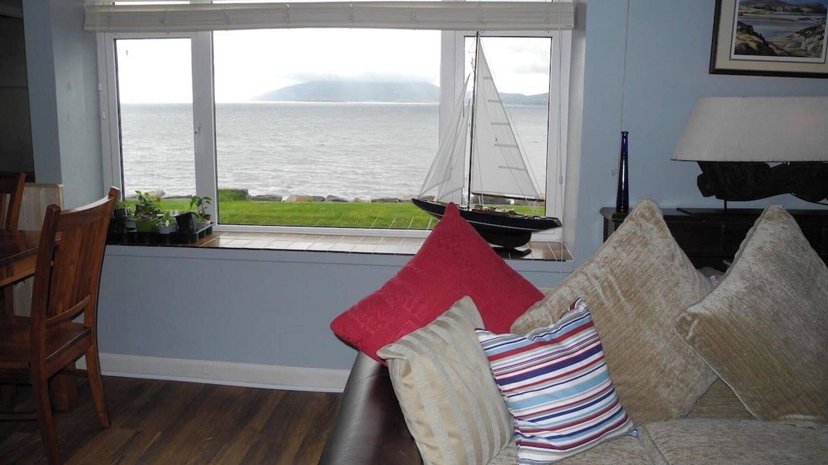 Waterville Apartment | Coastal Kerry Hideaway - Sleeps 6 & Free Parking