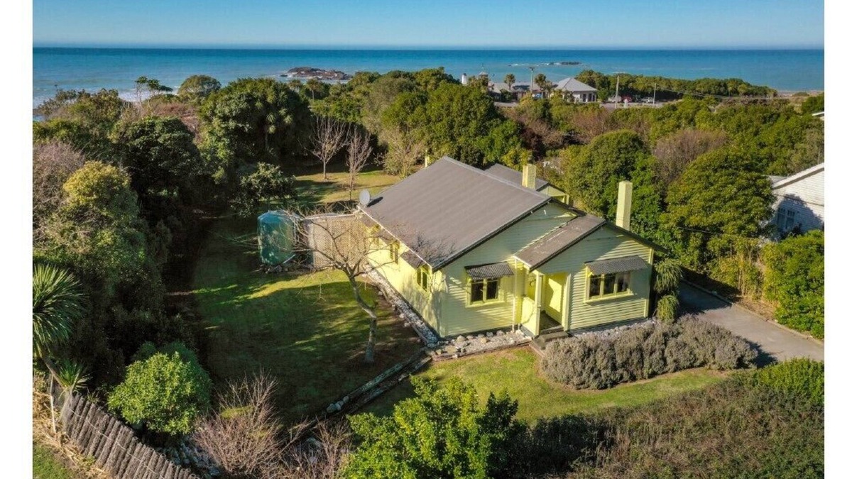 Kekerengu House | Coastal Paradise