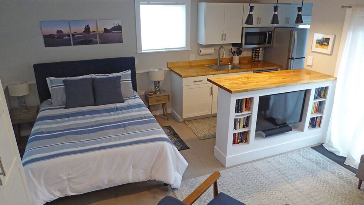 Hansville House | Coastal Retreat - Beach, Hiking & Mountains!