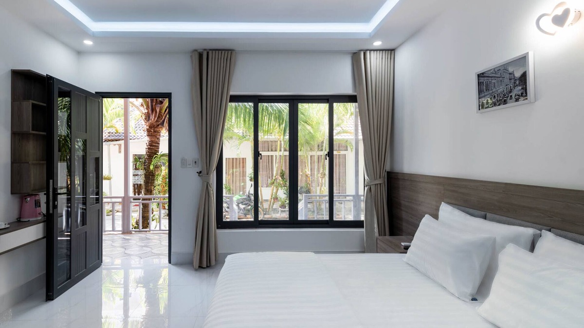 Cua Lap Apartment | Coastal Village PQ