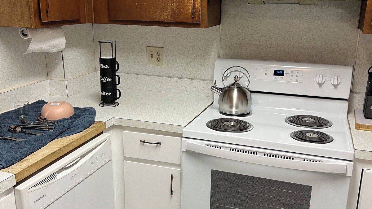 Beckley Apartment | Cobblers Inn