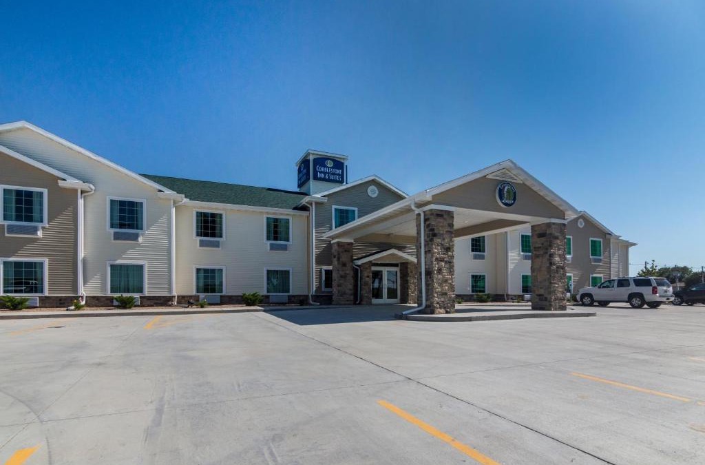 Lakin Hotel | Cobblestone Inn & Suites - Lakin