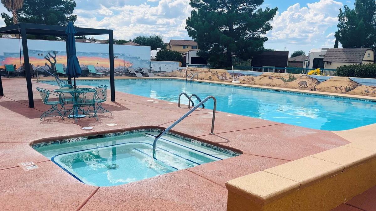 Pomerene Cottage | Cochise Resort Getaway! A place to relax & unwind, or explore Southwestern AZ.