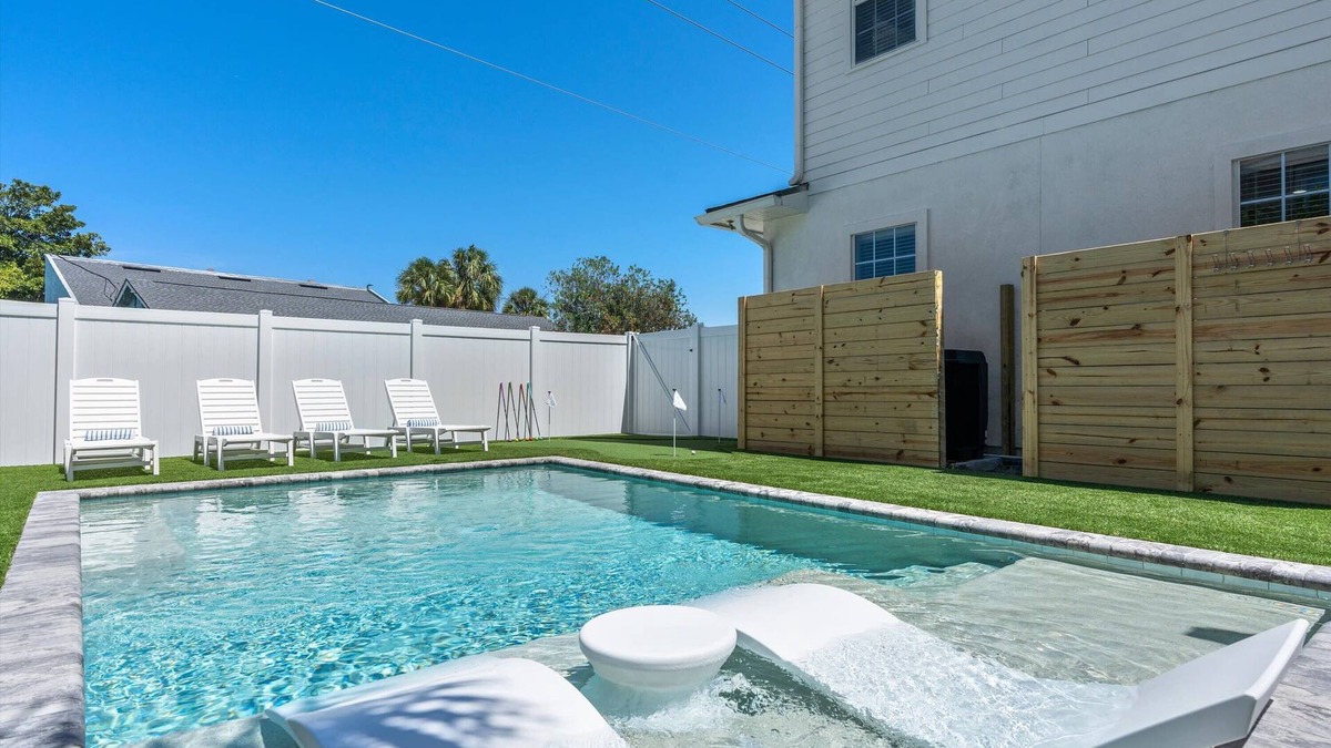 Jacksonville Beach House | Coco Villa: Luxury stay, Heated Pool, 3 Blocks to Beach