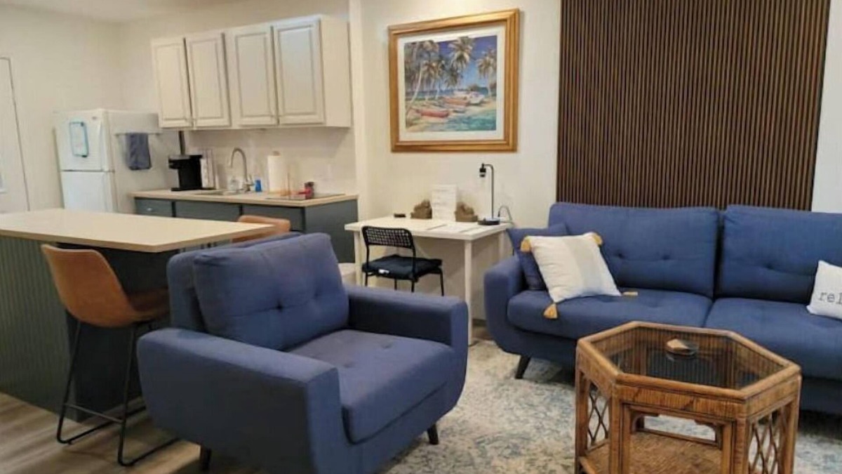 Cocoa Apartment | Cocoa Village Hideaway - 1 Bedroom/1 Bath Walk to Riverfront and Restaurants