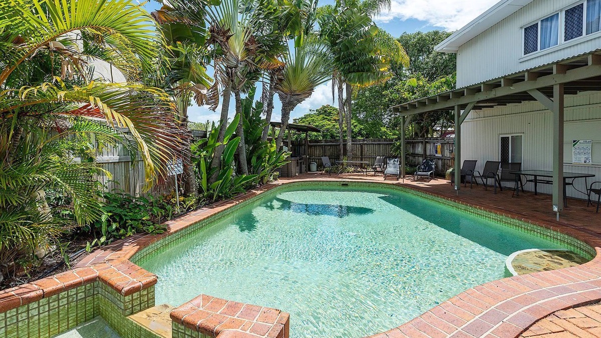 Scarness Apartment | Coconut Palms Two Bedroom Escape - CoastHM