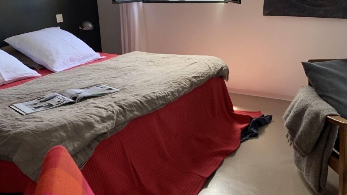 Methamis House | Cocoon room at Metafort