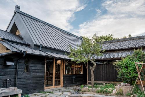 Tenri Cabin | cofunia