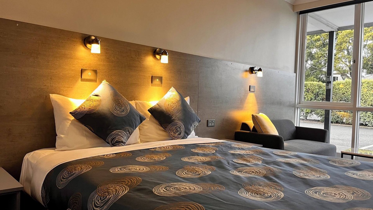 Colac Hotel | Colac Central Hotel Motel