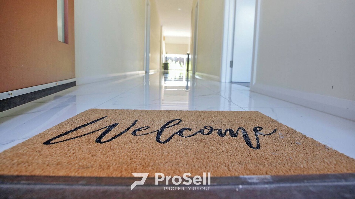 Colac House | Colac & Great Ocean Road - Hidden Paradise