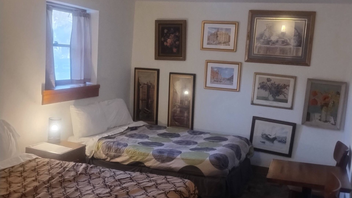 Big Indian Hotel | Cold Spring Lodge - Hotel E