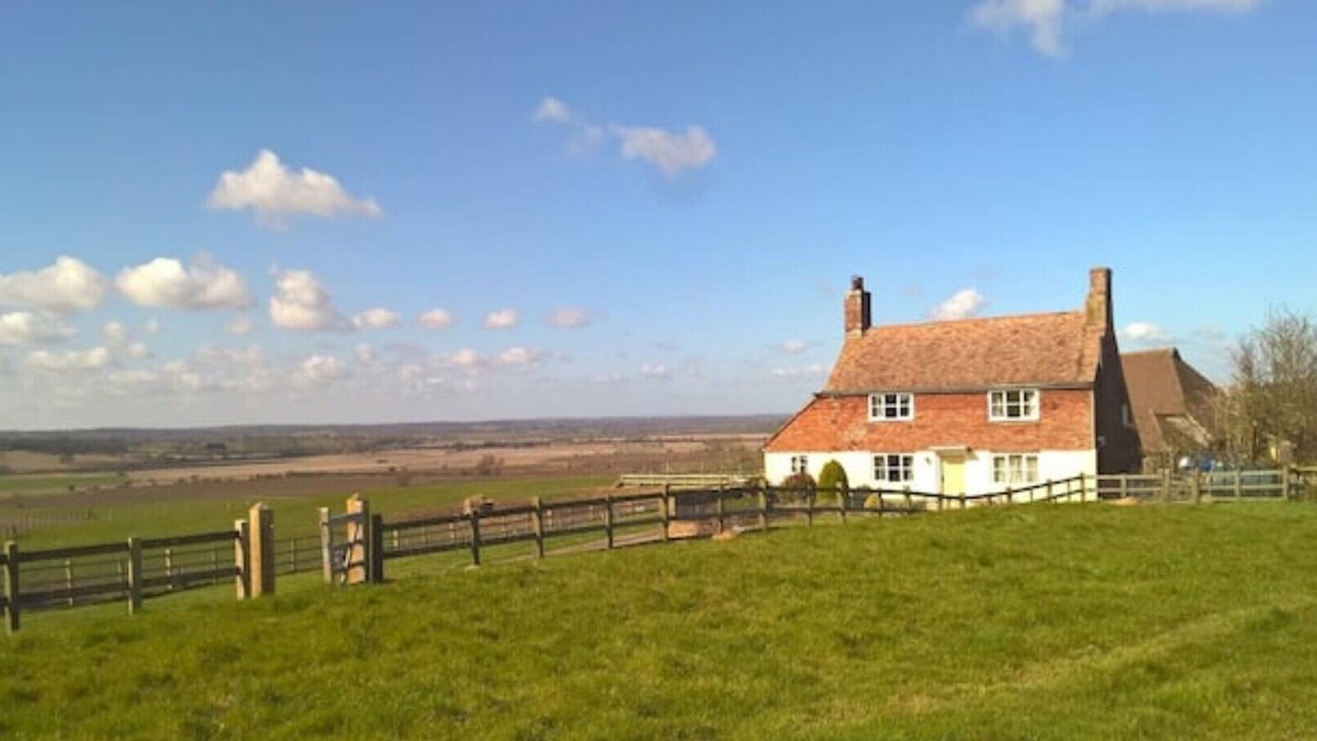 Stone in Oxney Cottage | Coldharbour Cottage on a farm with fabulous views
