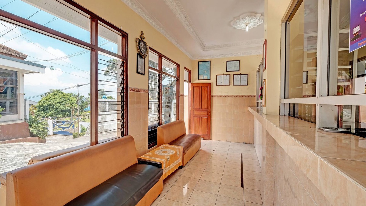 Ambarawa Hotel | Collection O 91692 Hotel Citra Dewi 3 HillsNearUmbul Sidomukti