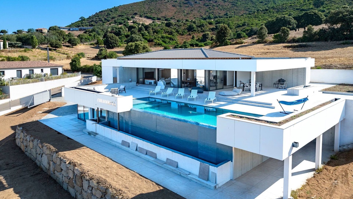 Bastelicaccia Villa | Colombina - Villa avec piscine