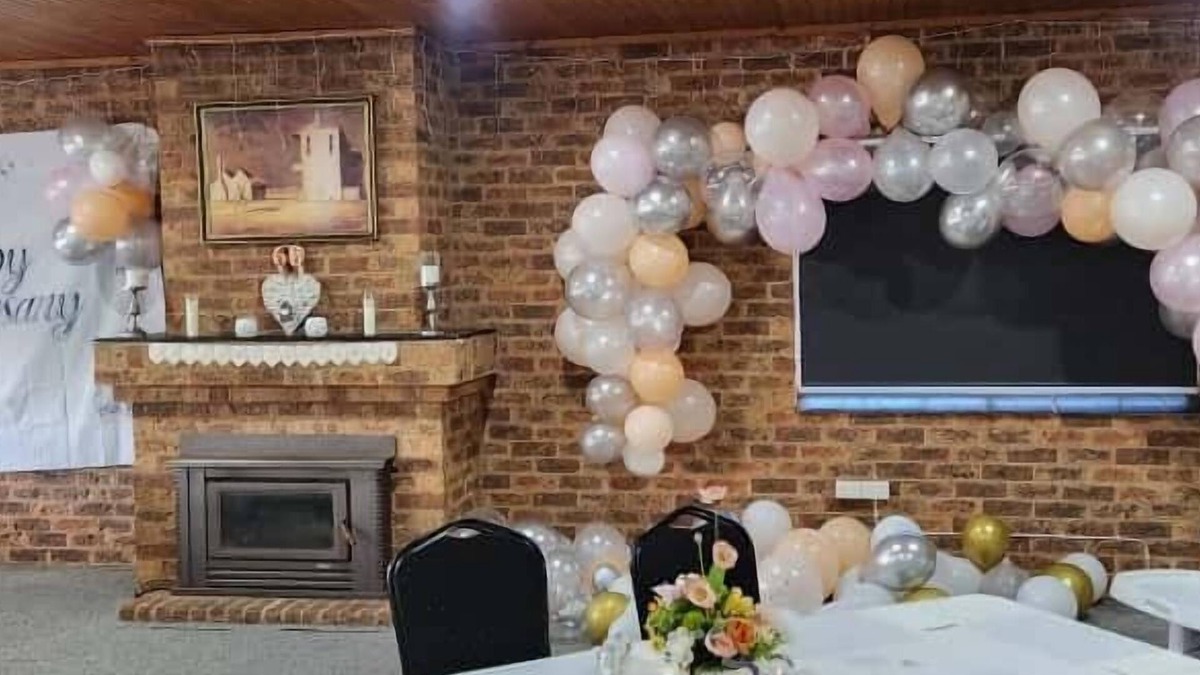 West Wyalong Hotel | Colonial motor inn