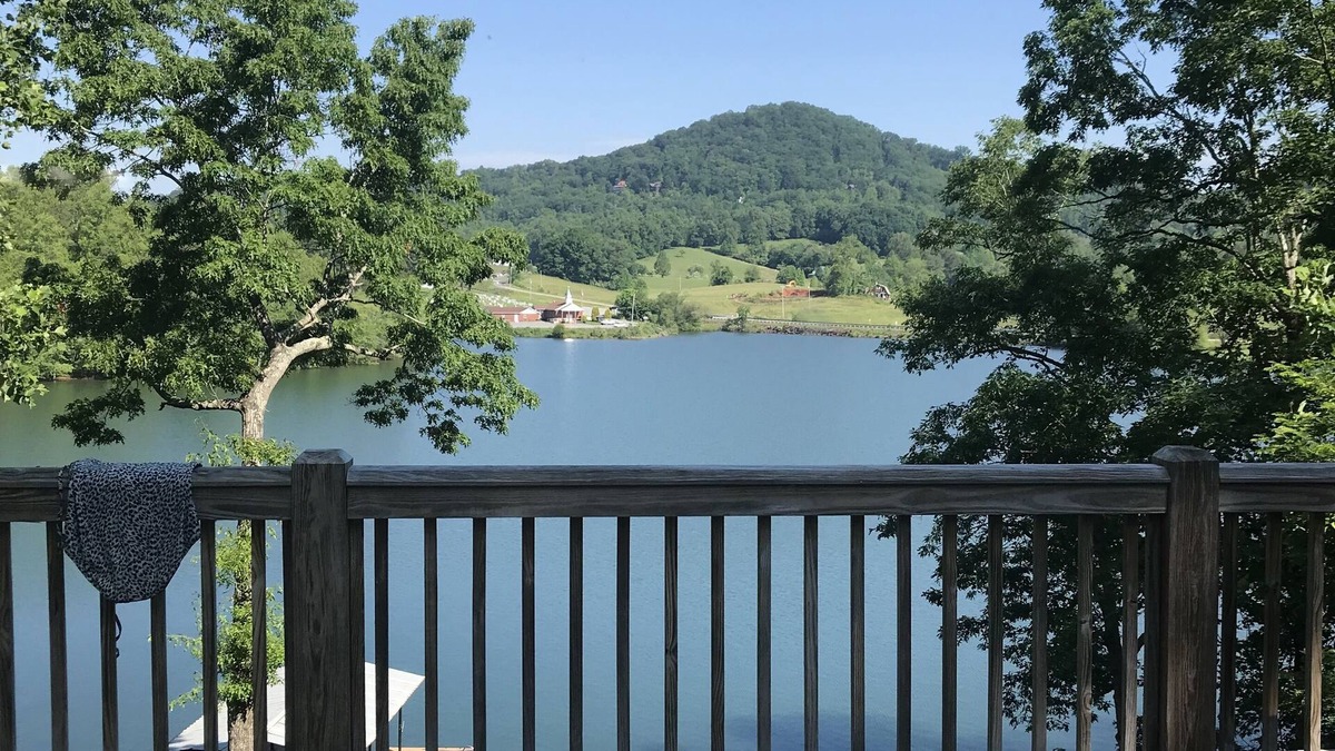 Chatuge Village House | Colorful lakeside home with beautiful views and dock access
