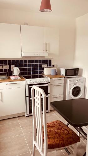 Tullamore Apartment | Colton House - Apt 4
