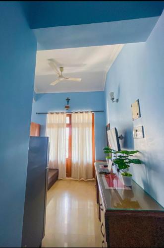 Sernabatim Apartment | Colva beach 5 mins away, Rich Nest jacuzzi Studio Apt South goa