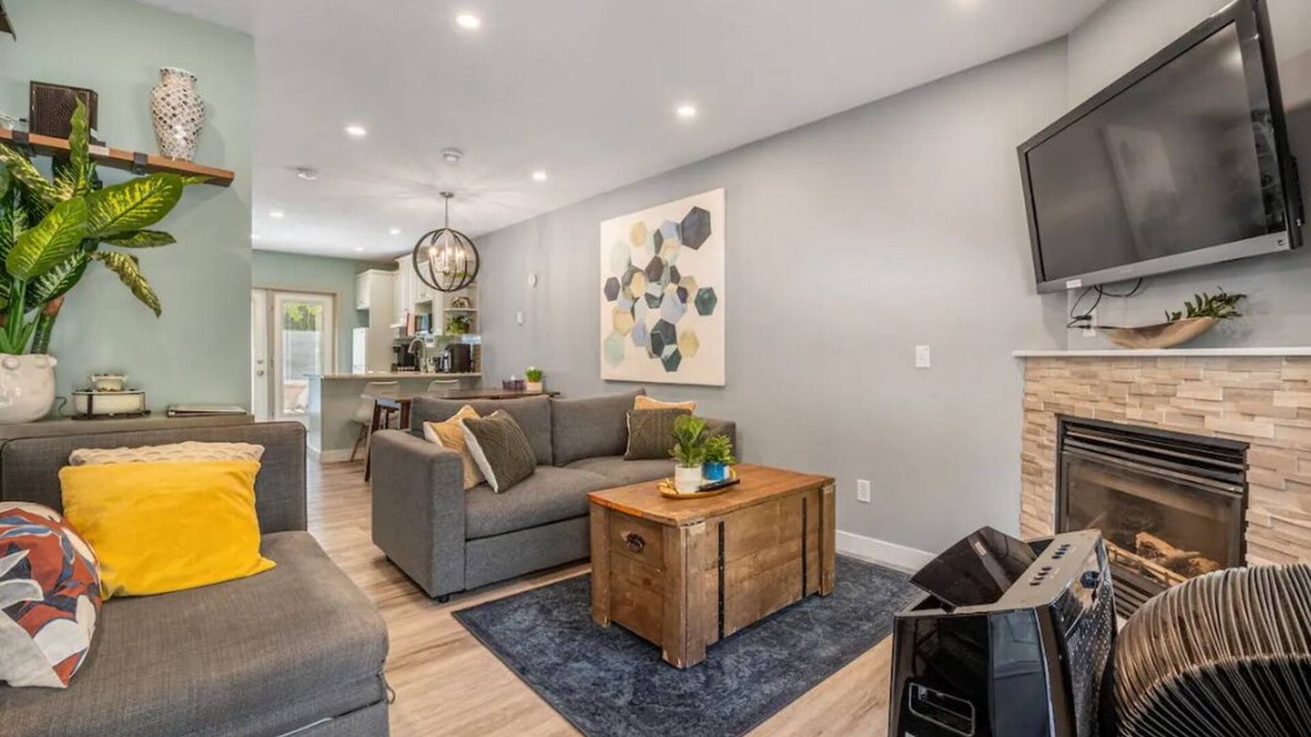 Harvie Heights House | Combo3! 1 Mins to Banff Gate! New Reno Units for Team or Group