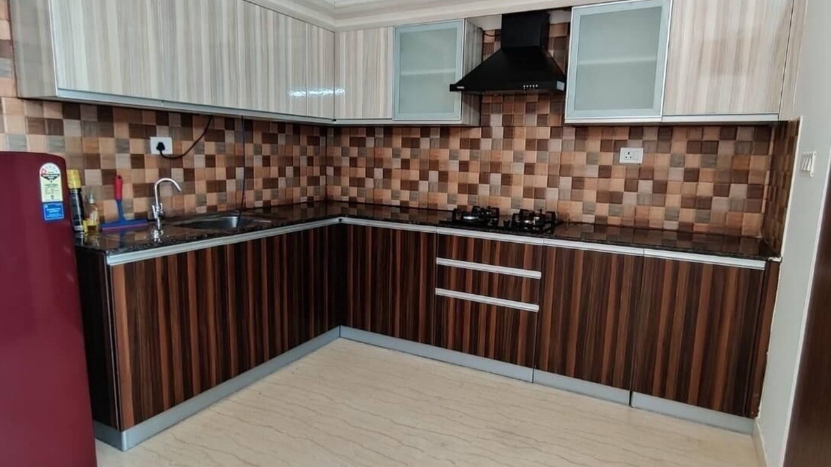 Chandigarh Apartment | Come and stay at our villa & feel like your home. Stay comfortably.