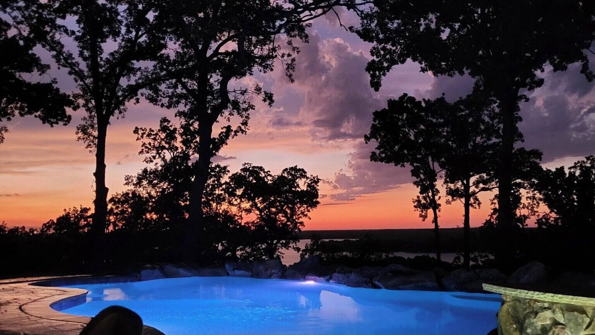 Mead House | Come enjoy the breathtaking views from the High Country Retreat