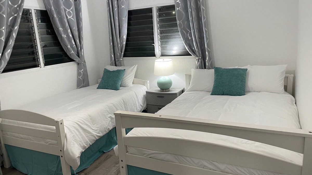 Laie House | Come explore Oahu’s North Shore. Great location.